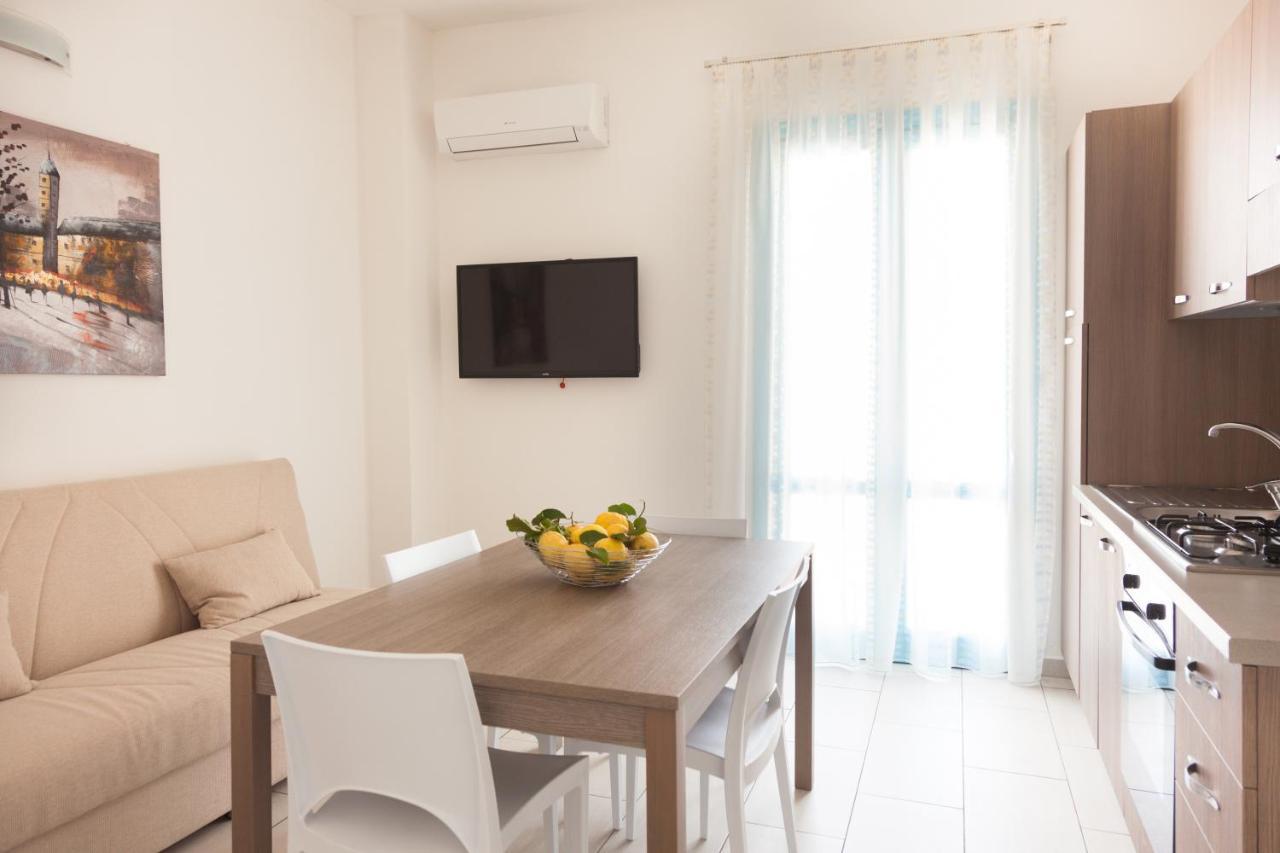 카스텔라마레델골포 La Terrazza Sul Porto 아파트 외부 사진